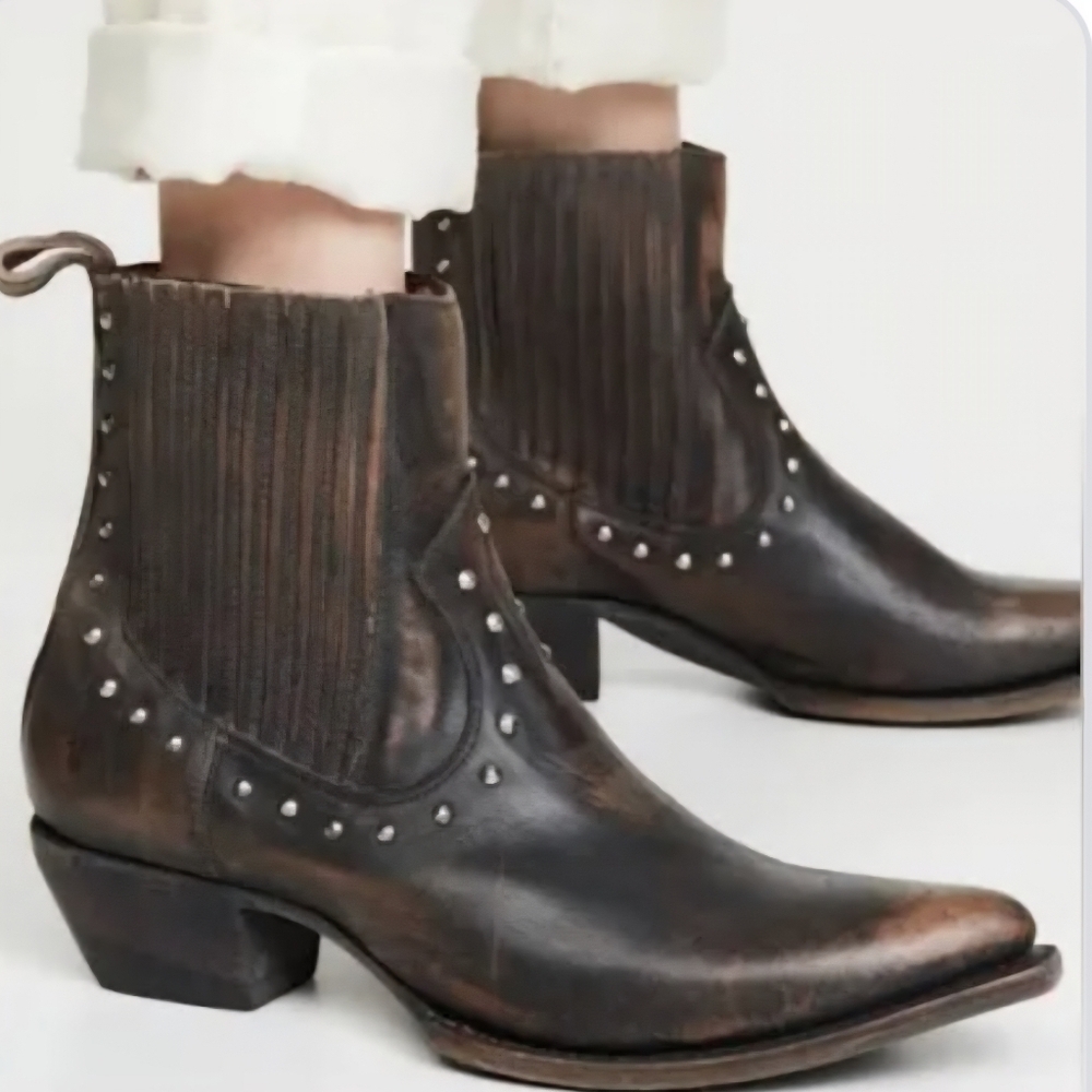 Frye Sacha Stud Chelsea Boots 6 1/2